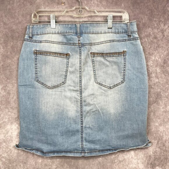 Bit & Bridle Denim Skirt Size 10 Distressed Whiskering Stitching Western Cowgirl - Picture 2 of 11